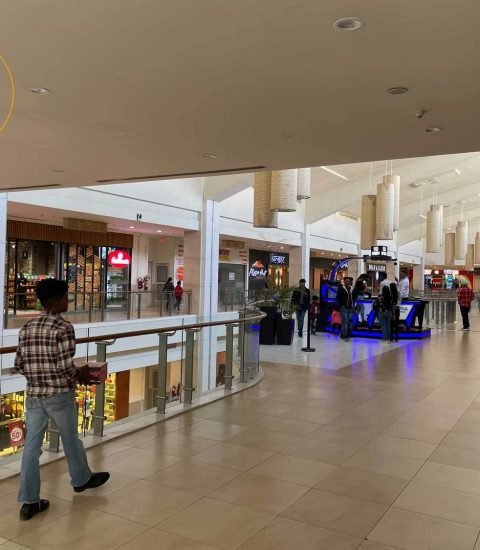 VR-Punjab-Mall - Best-Places-to-Visit-In-Mohali